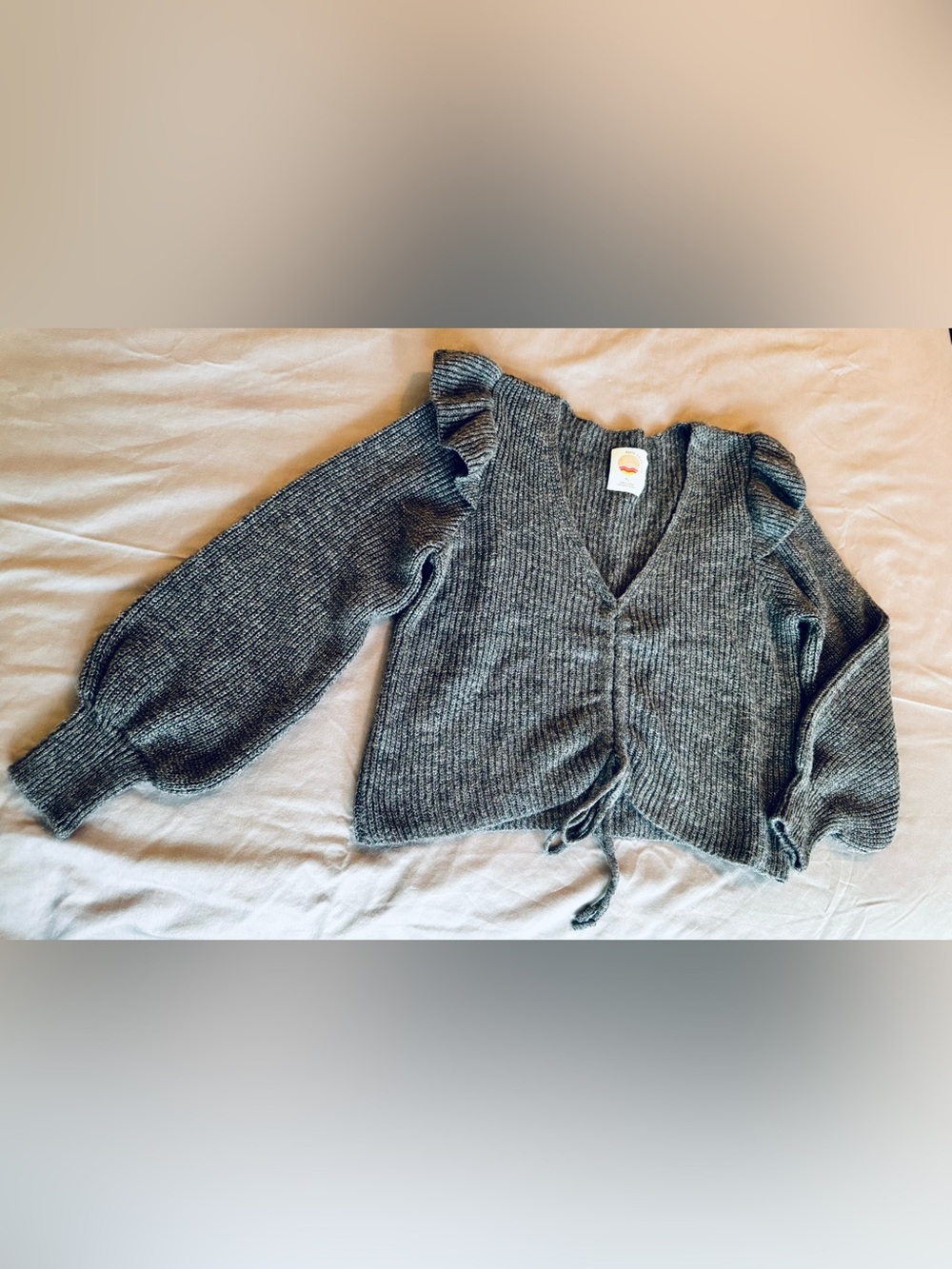 DAILY PRACTICE Grey Ruched V-Neck Puff-Sleeve Sweater w Center Tie - Picture 5 of 16